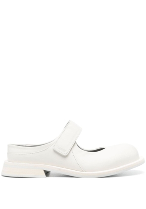 Sunnei Form Marg sabot shoes - White