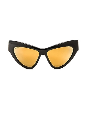 Gucci Sharp Cat Eye Sunglasses in Black & Gold - Black. Size all.