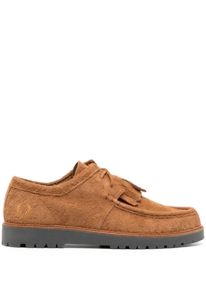 Fred Perry tassel-detailed suede loafers - Brown