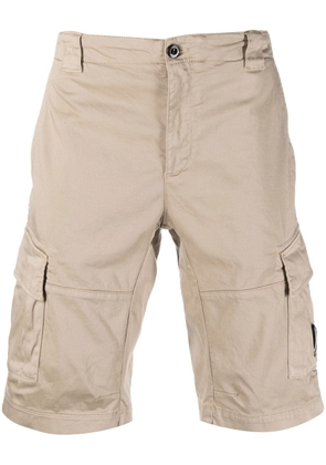 C.P. Company Lens-detail cotton cargo shorts - Neutrals