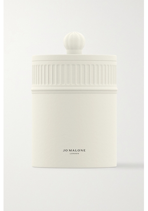 Jo Malone London - Fresh Fig & Cassis Scented Candle, 300g - White - One size