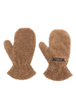 Moschino logo-embroidered shearling mittens - Neutrals
