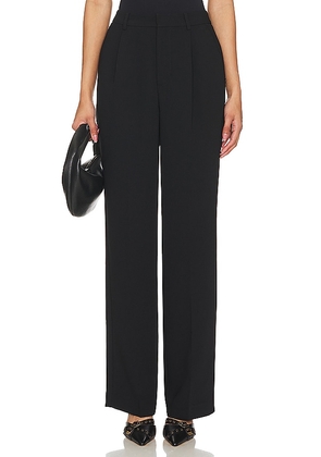 Good American Luxe Suiting Column Trouser in Black. Size 0, 12, 18, 2, 22, 4, 6, 8.