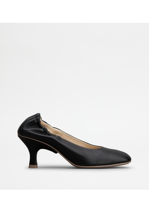 Tod's - Pumps in Leather, BLACK, 37.5 - Shoes