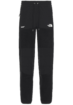 The North Face X Project U Fleece Pants in Tnf Black - Black. Size M (also in S, XL/1X).