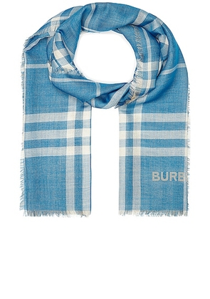 Burberry Check Scarf in Dark Blue & Vivid Blue - Blue. Size all.
