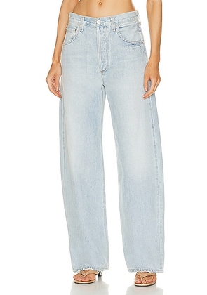 Citizens of Humanity Ayla Baggy Cuffed Crop in Freshwater - Blue. Size 31 (also in 27).