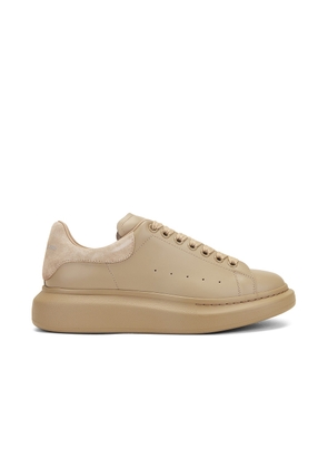 Alexander McQueen Low Top Sneaker in Stone - Taupe. Size 40 (also in 41, 42, 43, 44).