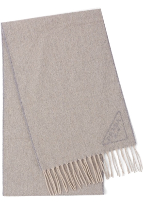 Prada triangle-jacquard cashmere scarf - Grey