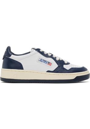 AUTRY White & Navy Medalist Low Sneakers