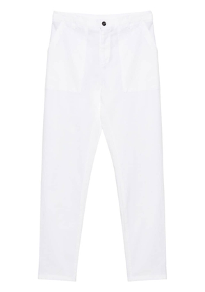 Moorer logo-patch tapered trousers - White