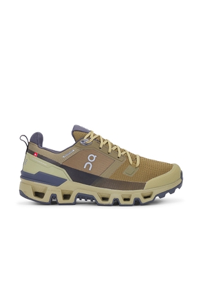 On Cloudwander Waterproof Sneaker in Hunter & Safari - Green. Size 11 (also in 8, 8.5, 9, 9.5).