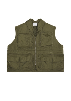 Reebok x Hed Mayner Pocketed Vest in Army Green - Army. Size L (also in M, S, XL/1X).
