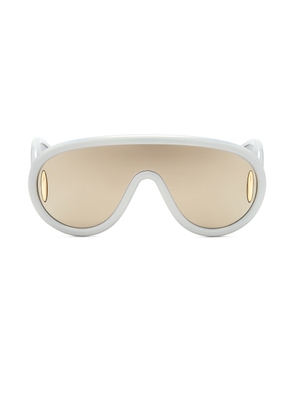 Loewe Shield Sunglasses in White & Smoke Mirror - White. Size all.