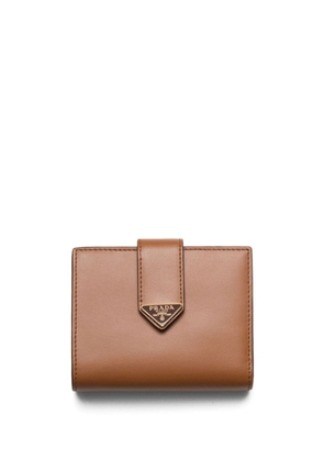 Prada triangle-logo leather wallet - Brown