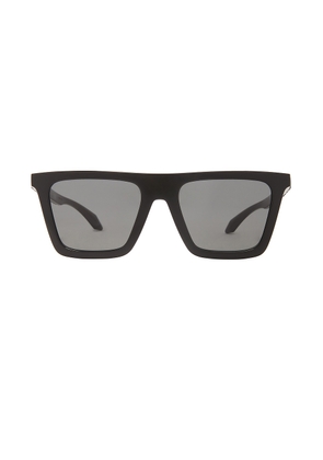 VERSACE Recatangle Flat Top Sunglasses in Black - Black. Size all.