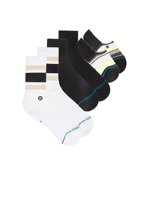 Stance Icon Series 3 Pack Socks in Black. Size M.