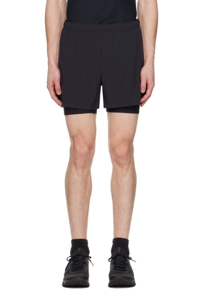 On Black Pace Shorts