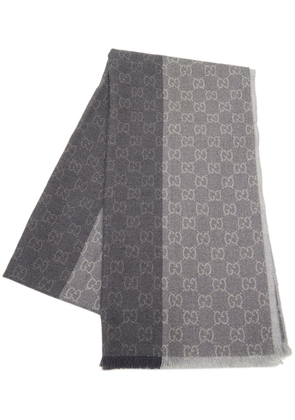 Gucci Pre-Owned 2000-2015 GG-jacquard frayed scarf - Grey