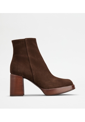 Tod's - Ankle Boots in Leather, BROWN, 40 - Shoes