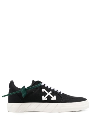 Off-White Vulcanized low-top sneakers - Black