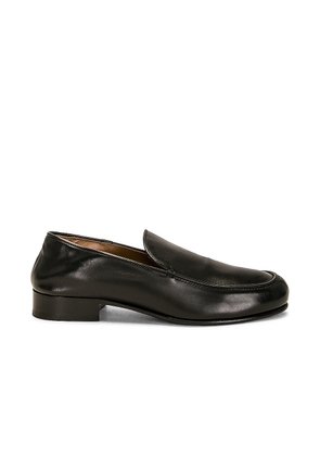 The Row Flynn Loafer in Black - Black. Size 36 (also in ).