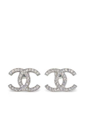 CHANEL Pre-Owned 2012 silver plated CC rhinestone stud earrings