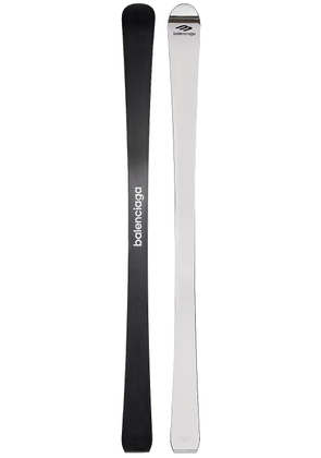 Balenciaga Skis in Nero & Argento - Metallic Silver. Size L (also in ).