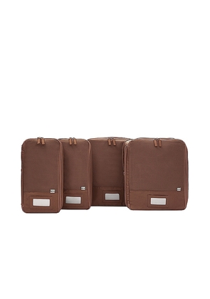 BEIS The Compression Packing Cubes 4pc in Brown.