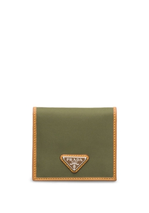Prada logo-plaque bi-fold wallet - Green
