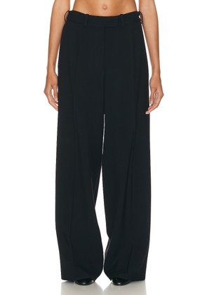 The Row Roan Pant in Night Sky - Navy. Size L (also in ).