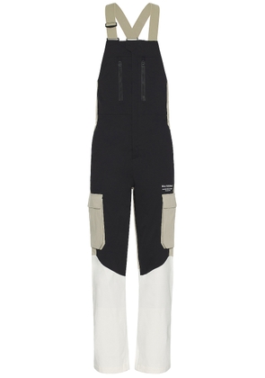 Whitespace 2l Insulated Cargo Bib Pant in Warm White  Fog Khaki  & Black - Black. Size M (also in S).