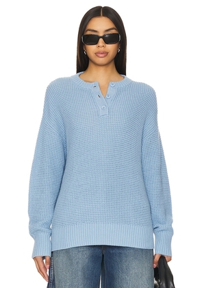 One Grey Day Vik Henley Pullover in Baby Blue. Size S, XL, XS.