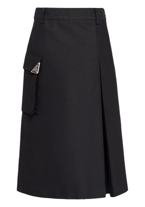 Prada triangle-logo midi cargo skirt - Black