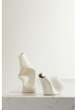 Completedworks - + Ekaterina Bazhenova Yamasaki Goliath And Wake Set Of Two Ceramic Vases - White - One size