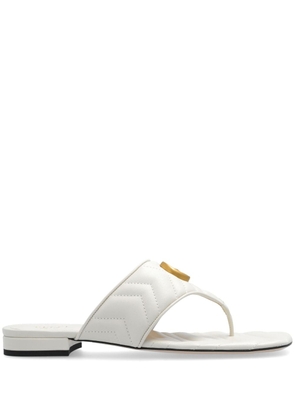 Gucci Double G quilted flat sandals - White
