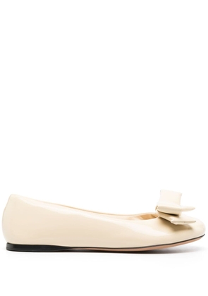 LOEWE Puffy leather ballerina shoes - Neutrals