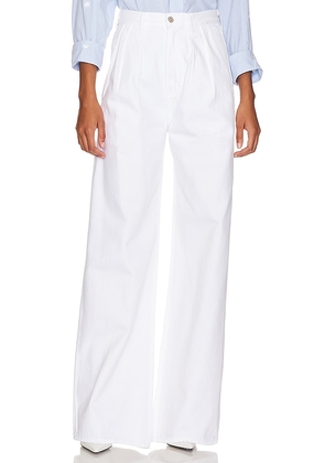 Citizens of Humanity Maritzy Pleated Trouser in White. Size 26, 27, 29, 30, 32.