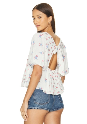 Free People Chloe Printed Top in White. Size M, S, XL, XS.