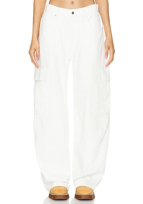 Alexander Wang Oversized Rounded Cargo in White. Size 30.