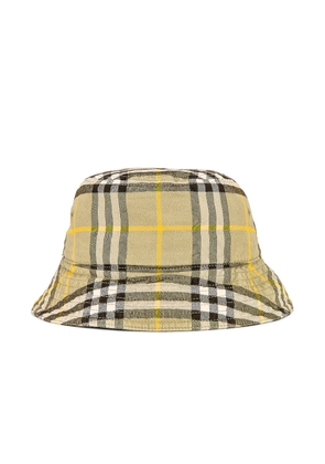 Burberry Classic Bucket Hat in Hunter - Sage. Size S (also in ).