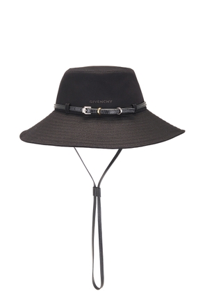 Givenchy Plage Bucket Hat in Black - Black. Size 55 (also in 56).