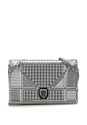 Christian Dior Pre-Owned 2016 Small Metallic Micro Cannage Diorama Flap crossbody bag - Silver