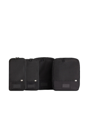 BEIS The Compression Packing Cubes 4pc in Black.