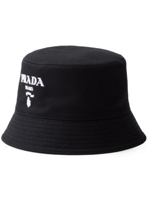 Prada logo-embroidered drill bucket hat - Black