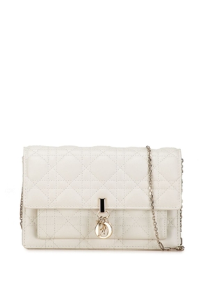 Christian Dior Pre-Owned 2023 Lambskin Cannage My Dior Daily Chain Pouch crossbody bag - White
