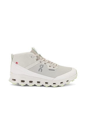 On Cloudroam Waterproof Sneaker in Cream. Size 8, 9.