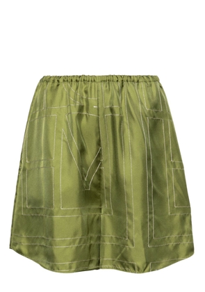 TOTEME monogram-embroidered pyjama shorts - Green