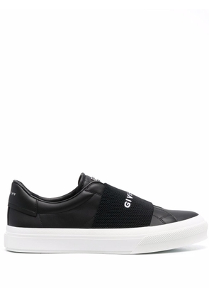Givenchy Paris Strap leather sneakers - Black