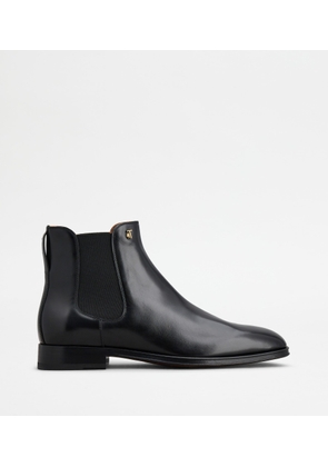 Tod's - Ankle Boots in Leather, BLACK, 10 - Shoes